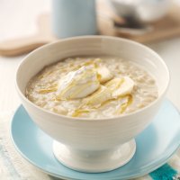 Honey & yogurt porridge with banana