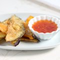 Fried vegetables with sweet chilli dipping sauce