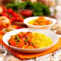 Wholesome vegetable curry with red pepper, sweet potato & peas
