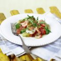 Prawn & grapefruit salad with lime & avocado