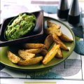 Seventies spicy wedges with avocado dip