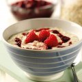 Marbled fruity porridge