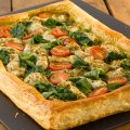 Chicken, pesto & spinach puff pastry open tart