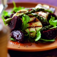 Grilled halloumi cheese & asparagus