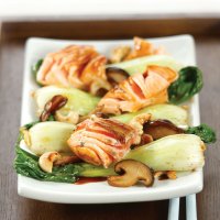 Oriental salmon stir-fry