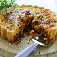 Emmenthal & sweet caramelised onion tart