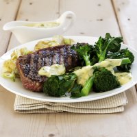 Steak with Bellaverde & basil Hollandaise sauce