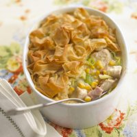 Scrunchy topped chicken, leek & sweetcorn pie