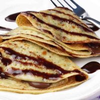 Crispy chocolate pancakes