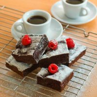 Chocolate, rum & raisin brownies