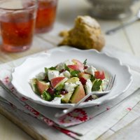 Goat's cheese & apple snack salad