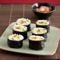 Edam & vegetable sushi