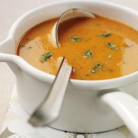 Fresh tomato & wholemeal bread soup