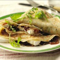 Thyme pancakes with caramelised onion chutney & goat's cheese