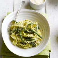 Pappardelle with green beans in a cream, herb & lemon sauce