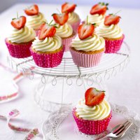 Strawberry & lemon cupcakes