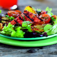 Griddled yellow pepper, courgette & tandoori paneer salad