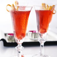 Christmas cracker cocktail