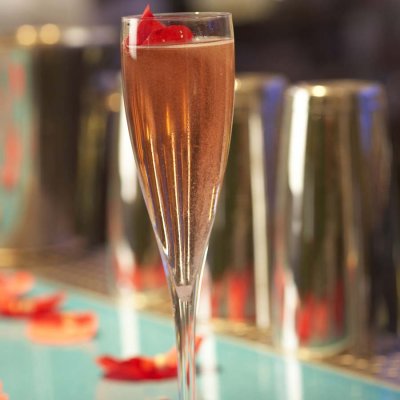 Rose & truffle Champagne fizz