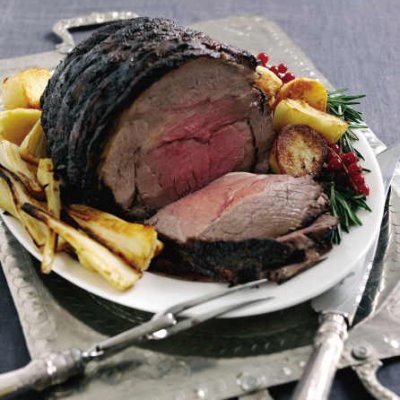 Spiced rib of beef with red wine gravy