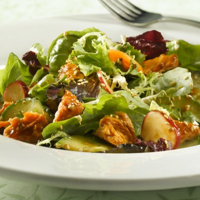 Asian salmon salad