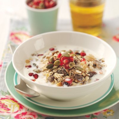 Mixed spice muesli with a trio of toppings