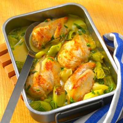 Chicken with tarragon sauce