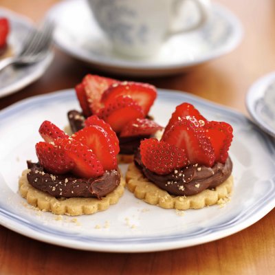 Santa's speedy shortcakes