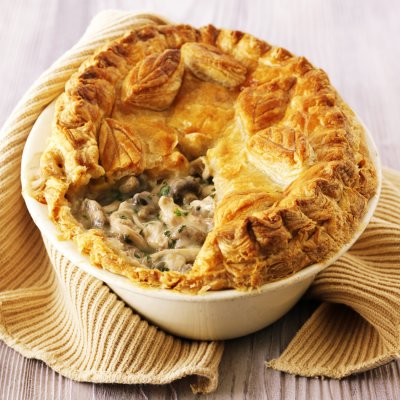Sophie Conran's chicken & mushroom pie