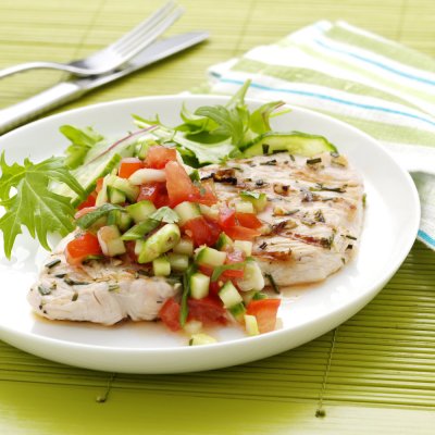 Garlic turkey with salsa