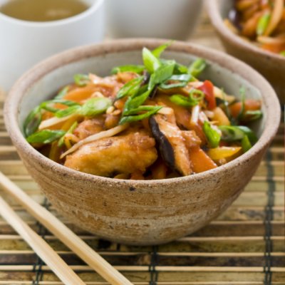 Stir fried sweet & sour chicken