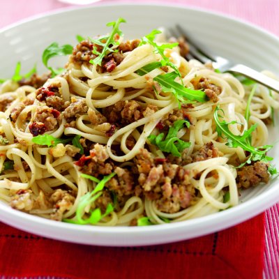Sun-dried tomato & sausage linguine
