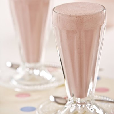Cranberry milkshake