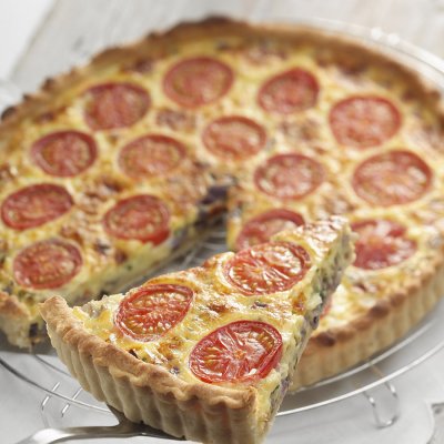 Cheddar & red onion tart