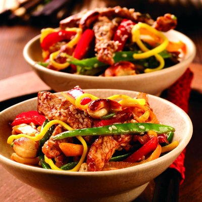 Hoi sin & sesame stir fry